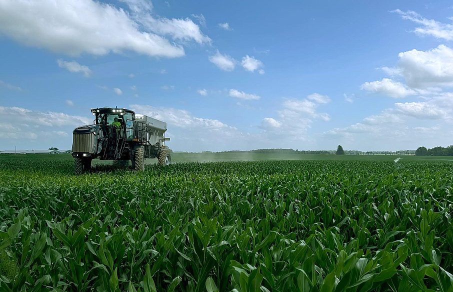 RBR High Clearance Img HC Corn Field rt 1612x1039